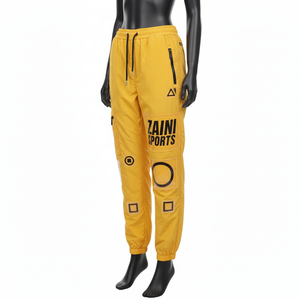 Pantalones Cortavientos de Nailon Premium para Mujer, Tela Transpirable de 120 GSM, Estilo Cargo con Paneles Amarillos, Logotipo Termosellado - Product Image 4