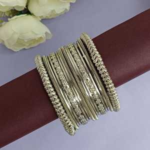 Grossiste indien Fournisseur de bijoux Bracelet de mariage oxydé antique Ensemble de bijoux bracelets de mariée en métal uni pour femmes - Product Image 2