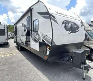 Autocaravana Usada 2023 F-o-r-e-s-t R-i-v-e-r Wolf Pack 25PACK12, Casa Rodante, Remolque de Camping, Autocaravana con Tienda de Campaña en el Techo - Product Image 1