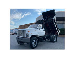 Camión Volquete Diésel Chevrolet C7H042 REG Cab 2002 Certificado de Segunda Mano con Herramientas Manuales - Product Image 3