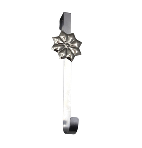 Cintre en fer décoratif antique Nickel fini taille personnalisée support de bas de style moderne pour la décoration de Noël - Product Image 4