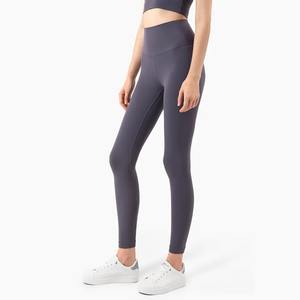 Legging pour femme de qualité personnalisée, dernier design, en spandex et polyester, prix de gros, couleur et taille personnalisées pour legging pour femme - Product Image 4