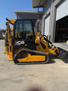 รถตักล้อยาง JCB 1CX มือหนึ่ง/มือสอง คุณภาพเชื่อถือได้ ออกแบบมาเพื่อการใช้งานระยะยาว เครื่องยนต์ไฟฟ้าทรงพลัง ปั๊ม Bosch ให้การทำงานราบรื่น - Product Image 3