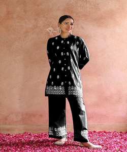 Fashion Fusion: estilo pakistaní Salwar Kameez: fusión de estilos tradicionales y modernos, creando una moda elegante y elegante - Product Image 2