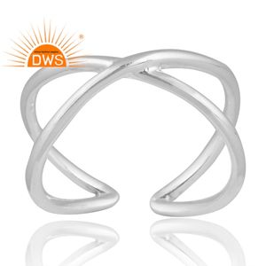 Anillo de banda de plata de diseño elegante para mujer, joyería de diseño personalizado para mujer, regalo para ella - Product Image 1