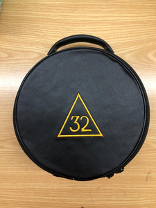 Maçonnique 32ème Degré Noir Couleur PU Cuir Machine Brodé Haute Qualité Personnalisé 32 Degrés Maçonnique Couronne Cas - Product Image 6