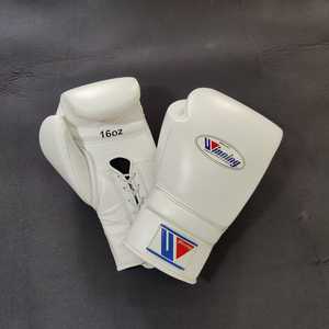 Guantes de boxeo ganadores blancos personalizados, novedad de 2025, guantes de boxeo personalizados profesionales, engranajes de lucha, diseño personalizado y boxeo con logotipo - Product Image 6