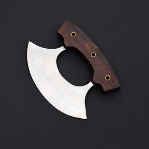 มีดอลาสก้าอูลูเหล็กกล้าคาร์บอน พร้อมปลอกหนัง ด้ามไม้พะยูงตีขึ้นรูปเอง ทำด้วยมือ มีดครัว OEM ระดับมืออาชีพ - Product Image 3