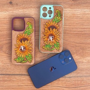 ใหม่Handmadeสไตล์Toolledหนังเคสโทรศัพท์ส่วนบุคคลVINTAGE LUXURYคุณภาพสูงToolledดอกไม้สําหรับIPhone 15 PRO MAX - Product Image 1