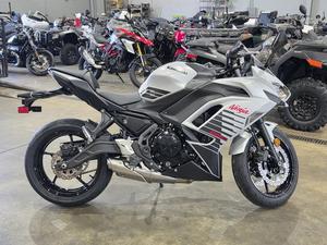Nouvelle Moto Sportive Kawasaki Ninja 650 (ABS) 2026 - Product Image 6