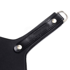 Paleta de Cuero Ligera y Cómoda con Mango de Agarre, Diseño Único, Paleta de Cuero en Oferta, Hecha en Pakistán - Product Image 3