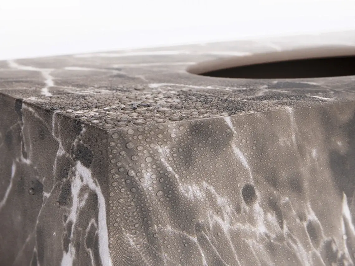 สีน้ำตาล