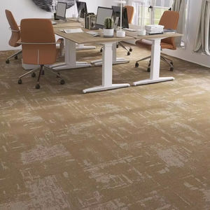 Factory Hot Sale Dicker Stapel Kommerziell 50x50CM 25x100 CM Nylon Square Feuerfeste Teppich fliesen PVC-Träger für Office Floor Hotel - Product Image 2