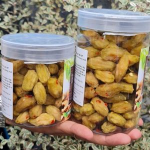 Ambarella Fresca y Joven, Sazonada con Sal y Chile, Seca para Exportación Mundial - Product Image 5