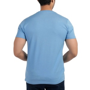 Camiseta de Corte Regular con Cuello Redondo y Botones, Manga Corta, Estilo Vintage, Tejido de Punto, Ajuste Delgado, Color Sólido Personalizado, Anti-Pilling - Product Image 6