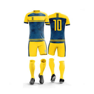 Conjunto de camiseta de fútbol para hombre personalizado con logotipo gratis, estampado de alta calidad, fabricante de camisetas de fútbol en blanco personalizado, nombre, uniforme deportivo personalizado - Product Image 1