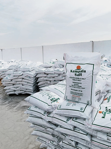 Sal de Mesa Iodada de Grado Alimenticio |   Marca Kampala |   Sal Marina Blanca Refinada 99.8% Pura para Cocinar, Certificada HACCP, Bolsa de 25 kg - Product Image 5