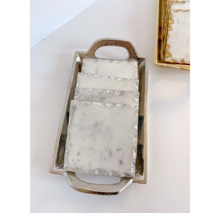 Fancy Decorative Luxury Leaf Branch Handle Tray Metal Brass Platted <b>Texture</b> Design Decoration for Home Tray Restaurant Decor - Product Image 6