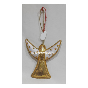 Dernière forme angulaire de broderie dorée en zari avec travail de perles, ornement suspendu pour la décoration et les cadeaux au meilleur prix - Product Image 1