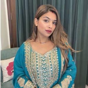 Nouvel ensemble de style Bollywood Cinon Top-Pent Dupatta, entièrement cousu, prêt-à-porter, réversible et extensible, idéal pour les fêtes, style indien et pakistanais - Product Image 1