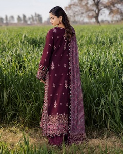 Designer indien et pakistanais Punjabi Dhoti & Bollywood Salwar Kameez Collection de vêtements de mariage et de fête en soie pour femmes 1061 - Product Image 3