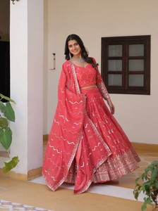 फैशनेबल Gorette कढ़ाई काम लेहेंगा चोली के साथ लेहंगा चोली - Product Image 5