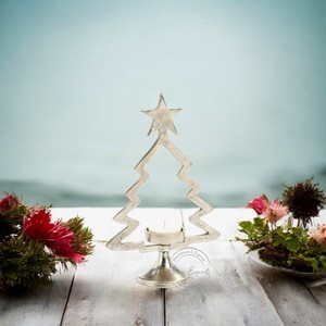 Juego de portavelas de plata elegante con 4 ranuras para velas para una decoración elegante y acogedora para el hogar, perfecto para ocasiones especiales - Product Image 6
