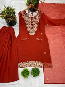 Pink Premium Chinon Silk bordado Sharara Set Dupatta Designer Suit Collection para mujeres y niñas en venta al por mayor - Product Image 4