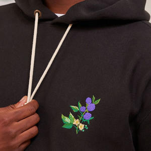 2024 llegada sudaderas con capucha de lana gruesa negra para hombre con logotipo bordado personalizado en la parte delantera colección de invierno MOQ bajo para la venta - Product Image 2