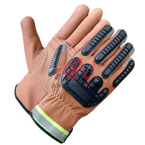 Gants résistants aux coupures en cuir et TPR avec protection complète des mains et ajustement confortable - Product Image 3