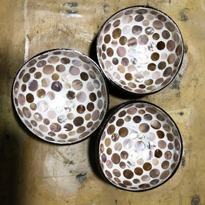 กะลามะพร้าวเวียดนาม,กะลามะพร้าวธรรมชาติแกะสลัก Wth ชามมุกเครื่องใช้บนโต๊ะอาหารหัตถกรรมคุณภาพสูงทำเทียน - Product Image 1