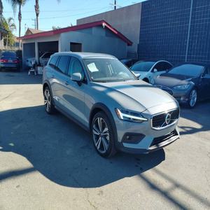 PRISTINE CLEAN 2025 Vol-vo V60 Cross Country B5 Plus VOITURE - Product Image 1