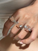 Bague de fiançailles en diamant rose de laboratoire taille princesse avec pierres latérales, or 18 carats, certifiée IGI, bijoux de luxe pour mariage et soirée