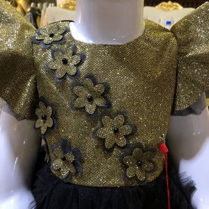 เดรสผ้าซาตินพิเศษสำหรับเด็กกระโปรงปาร์ตี้ลายดอกไม้ลายผีเสื้อแสงจันทร์คอลเลกชันดอกไม้ฤดูใบไม้ผลิใหม่สำหรับเด็กผู้หญิง - Product Image 3