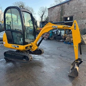 Mini-excavatrice sur chenilles compacte JCB 8018 CTS avec cabine complète et godet pour la construction, l'agriculture et l'aménagement paysager - Product Image 5
