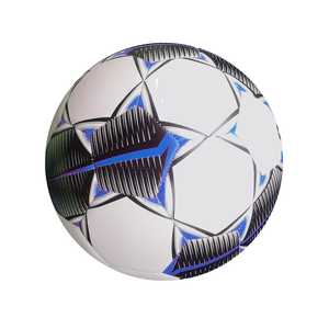 Ballon de football de qualité supérieure, cousu à la machine, 32 panneaux, durable, logo et tailles personnalisés, entraînement pour club et académie - Product Image 3