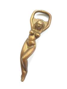 Ouvre-bouteille en aluminium fait à la main en forme de sculpture, style classique, articles de bar pour la maison, l'hôtel, le restaurant ou les fêtes - Product Image 1