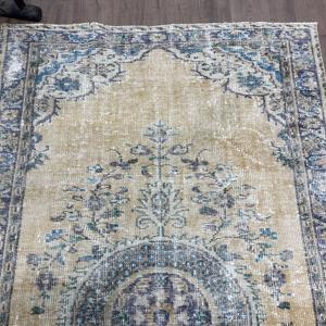 Alfombra Turca de 4.9x8.4 pies, Alfombra Vintage Azul Marroquí de Lana - Product Image 4