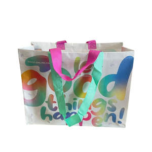 Sac à provisions de vêtements recyclés en PET éco-réutilisable imprimé avec logo personnalisé sac à provisions de haute qualité ECOBAG VINA modèle E03 à moyen manche fabriqué - Product Image 1