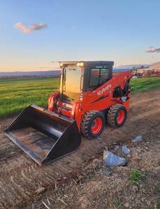 2023 Kubota SSV65 Minicargadora-Potencia, precisión y fiabilidad para cualquier tarea - Product Image 3