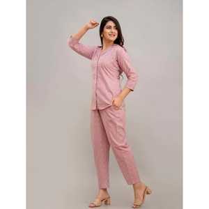 Ensemble de coordination en lin pour femme Rose Rose Imprimé Au-dessus du genou Longueur coupe ample Style formel avec plumes Taille XS - Product Image 2