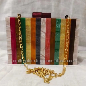 Bolso de Mano de Resina Hecho a Mano de Lujo para Mujer, Bolso de Noche con Diseño de Ángel Pintado a Mano, Diseño Personalizado Disponible, Venta al por Mayor y OEM - Product Image 5