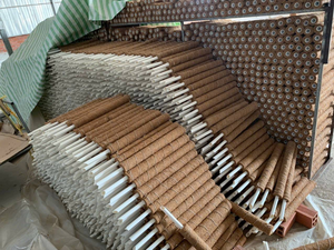 Poteaux en fibre de coco de haute qualité-Différentes tailles disponibles - Product Image 2