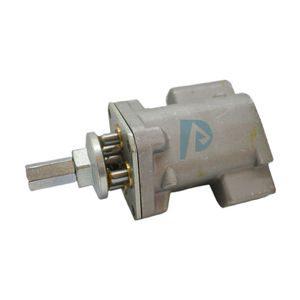 ZX70 ZX120 120D ZX200-3 135D 160DLC 200DLC เครื่องขุดอุปกรณ์เสริมวาล์วนำร่องจอยสติ๊กสำหรับชิ้นส่วนเครื่องจักรก่อสร้าง - Product Image 1