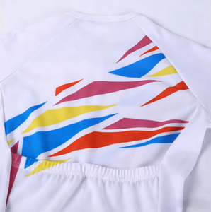 Traje de Ciclismo Profesional con Ajuste Ergonómico, Estampado Geométrico Vibrante, Transpirable y Acolchado para Carreras de Carretera y Eventos de Triatlón - Product Image 5