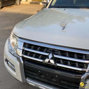 มิตซูบิชิ ปาเจโร SWB ปี 2017 ตัวท็อป ครบครัน - Product Image 1