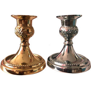 El último candelero temático, portavelas de Metal de cuatro pilares para decoración del hogar, candelabro de lujo de Metal - Product Image 3