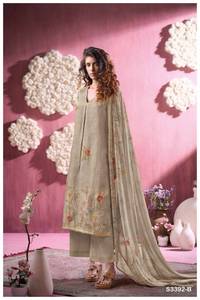 Collection de vêtements de fête fantaisie Salwar Kameez imprimés en lin de qualité supérieure pour les occasions spéciales Tarif de gros des vêtements indiens et pakistanais - Product Image 3