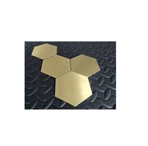 Ensemble de 4 sous-verres en cuivre faits à la main, design martelé en cuivre pur pour produit Offre Spéciale fait à la main - Product Image 4