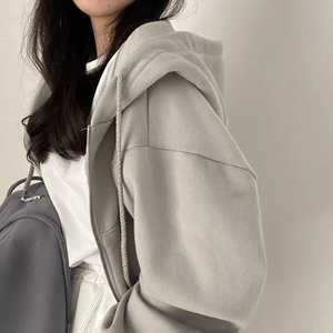 Sweat à capuche court zippé pour femmes le plus vendu sweat-shirt de jogging décontracté avec survêtement imprimé pour l'automne - Product Image 3